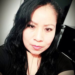 Meet your Posher, Violeta